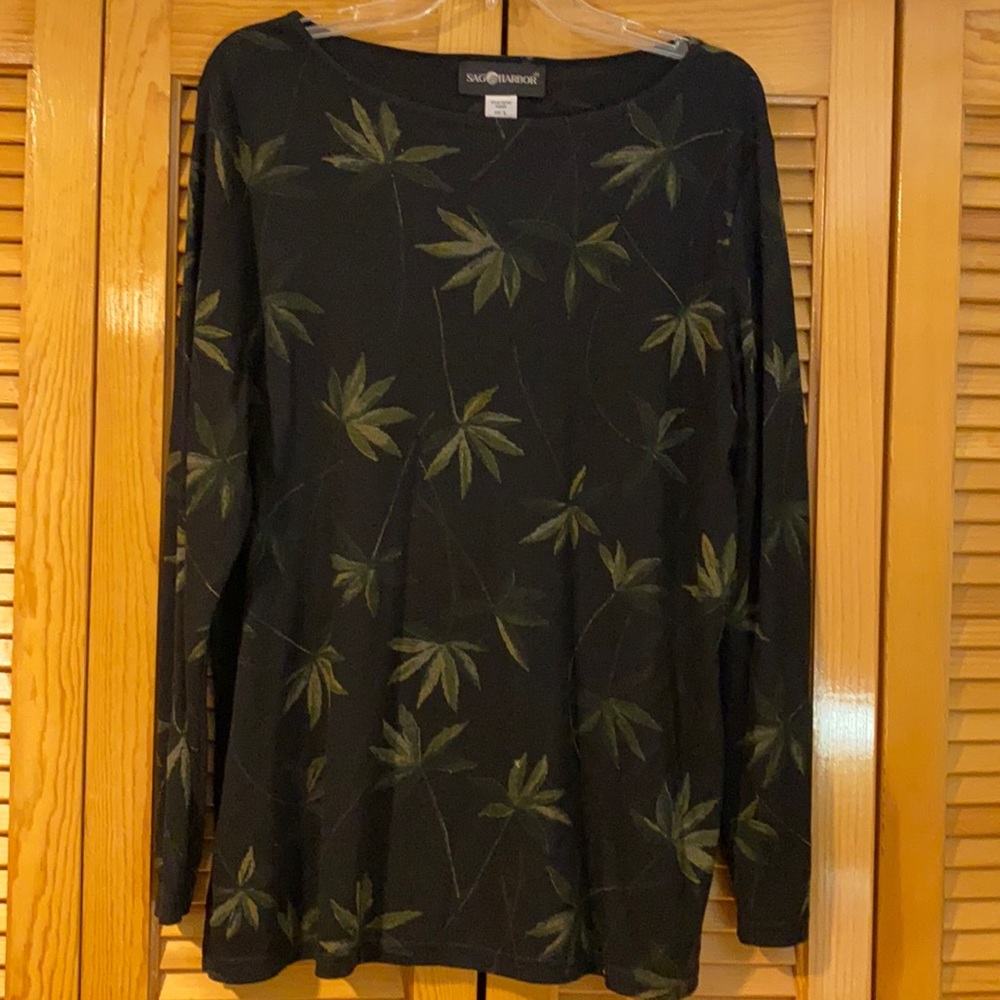 Black long sleeve top with green flower print L